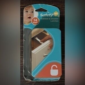 Safety 1st drawer latches new in package